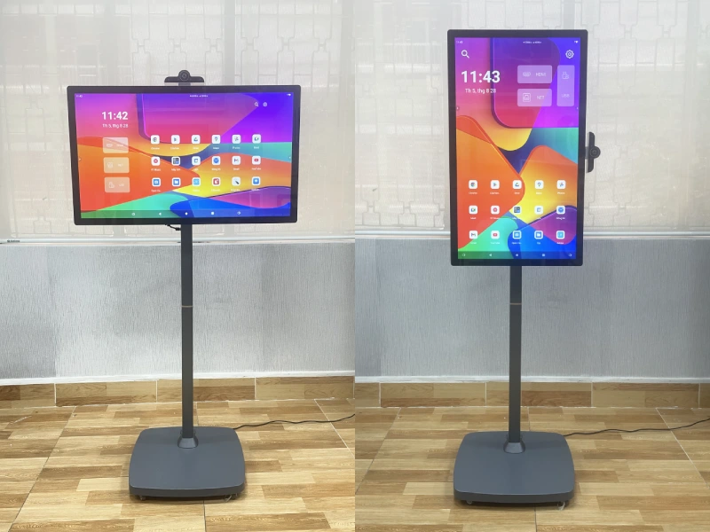 Màn Hình Di Động 32" Camera